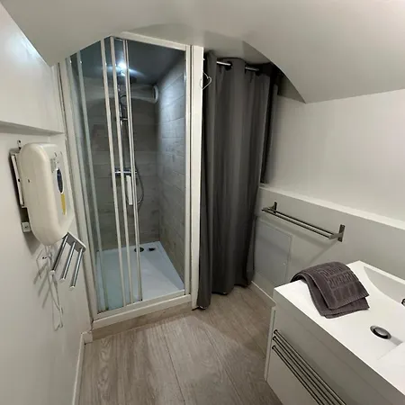 Apartment Viens Dans Mon Beau Jardin ! 012 Rouen